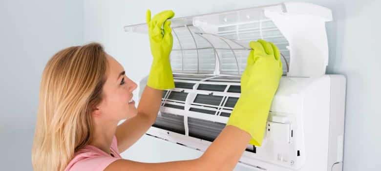 How to clean air conditioner filter 02 - How To Clean an Air Conditioning Filter